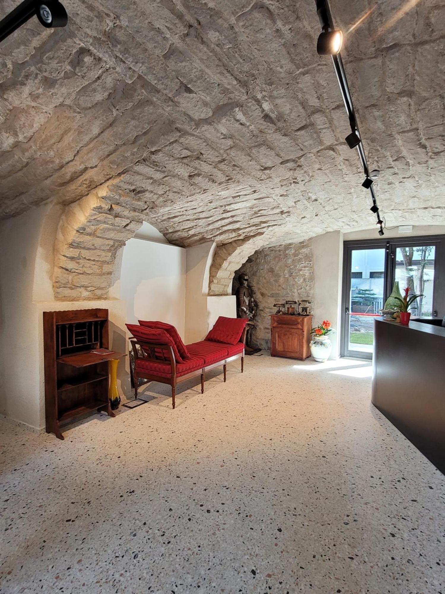 Locanda Restel De Fer Riva del Garda Bagian luar foto