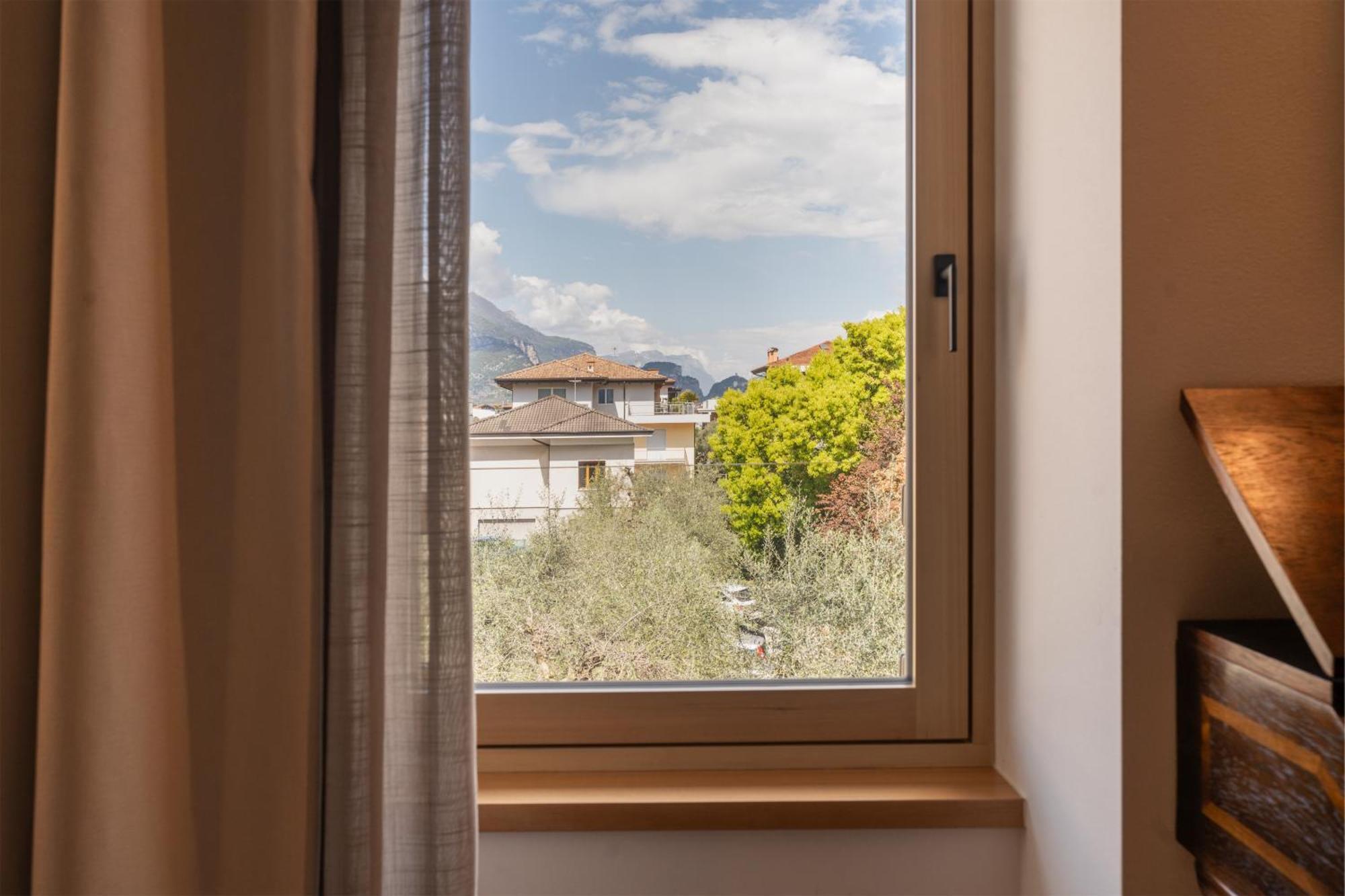 Locanda Restel De Fer Riva del Garda Bagian luar foto